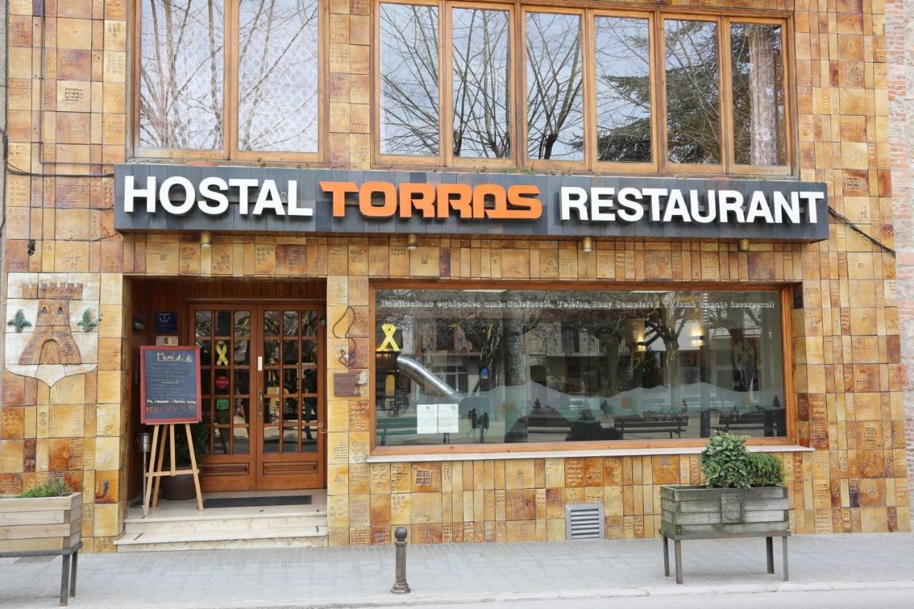 Hospedium Hostal Torras Sant Hilari Sacalm Exterior foto
