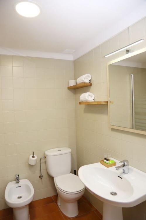 Hospedium Hostal Torras Sant Hilari Sacalm Exterior foto