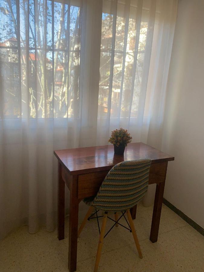 Hospedium Hostal Torras Sant Hilari Sacalm Exterior foto